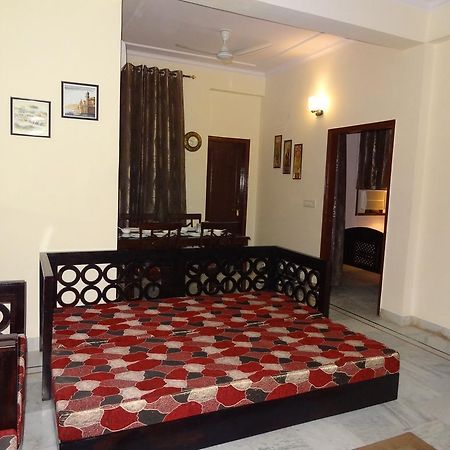 ג'איפור Tulsian Guest House & Apartments חדר תמונה